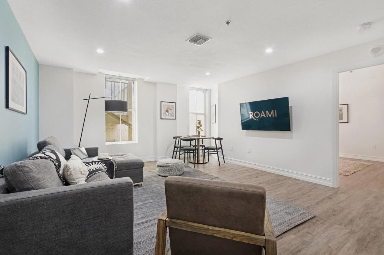 אפרטהוטל וסט פאלם ביץ' Roami At Clematis Street Lofts מראה חיצוני תמונה